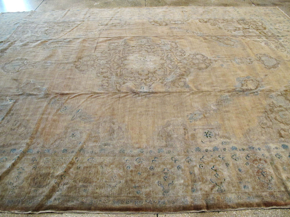 Antique Persian Tabriz Hagi Jalili Carpet, No.15494 - Gsblank