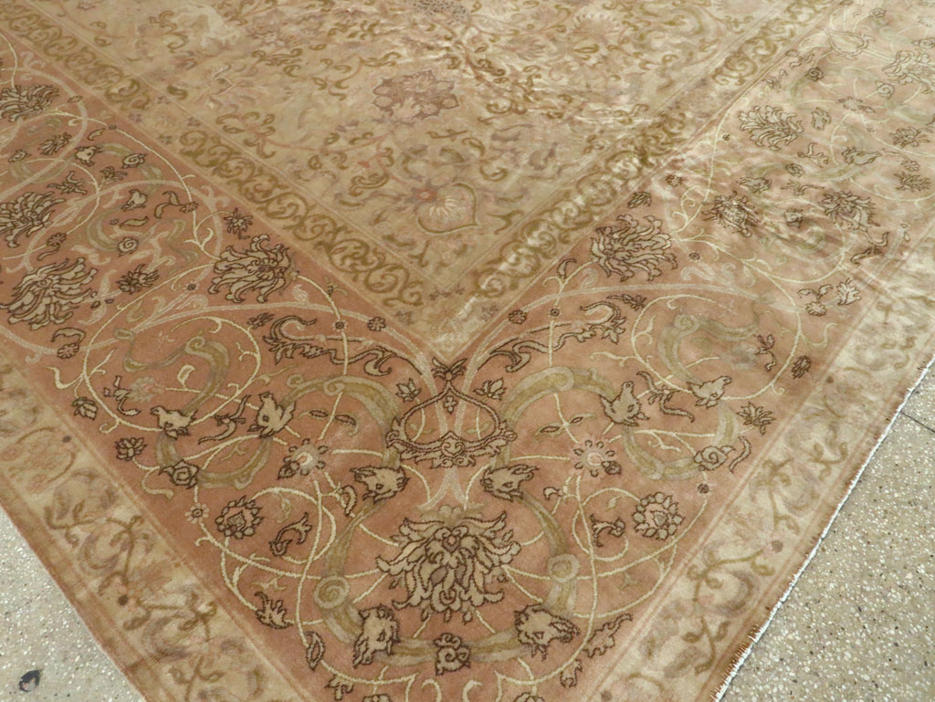 Antique Indian Lahore Carpet, No.15496 - Gsblank