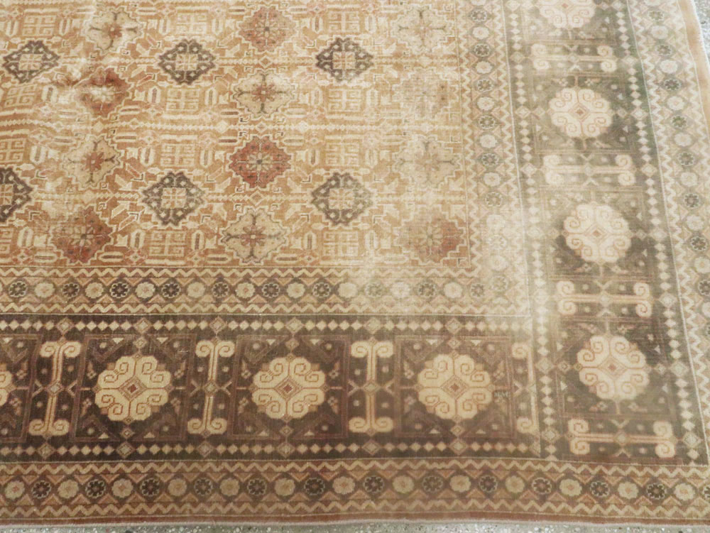Vintage Persian Tabriz Carpet, No.15499 - Gsblank