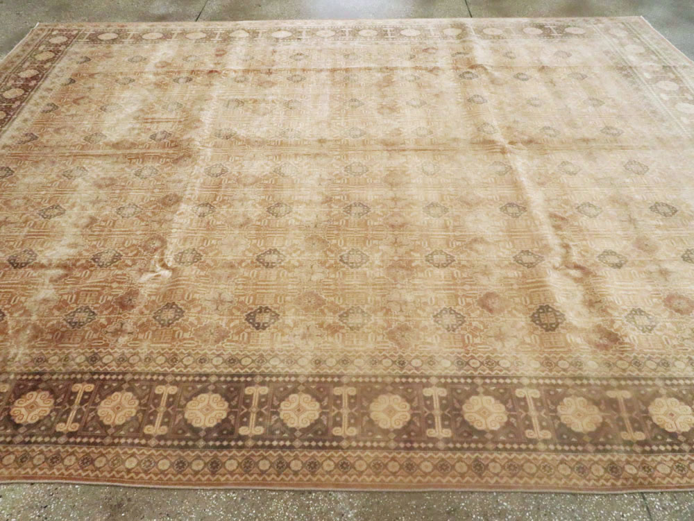 Vintage Persian Tabriz Carpet, No.15499 - Gsblank