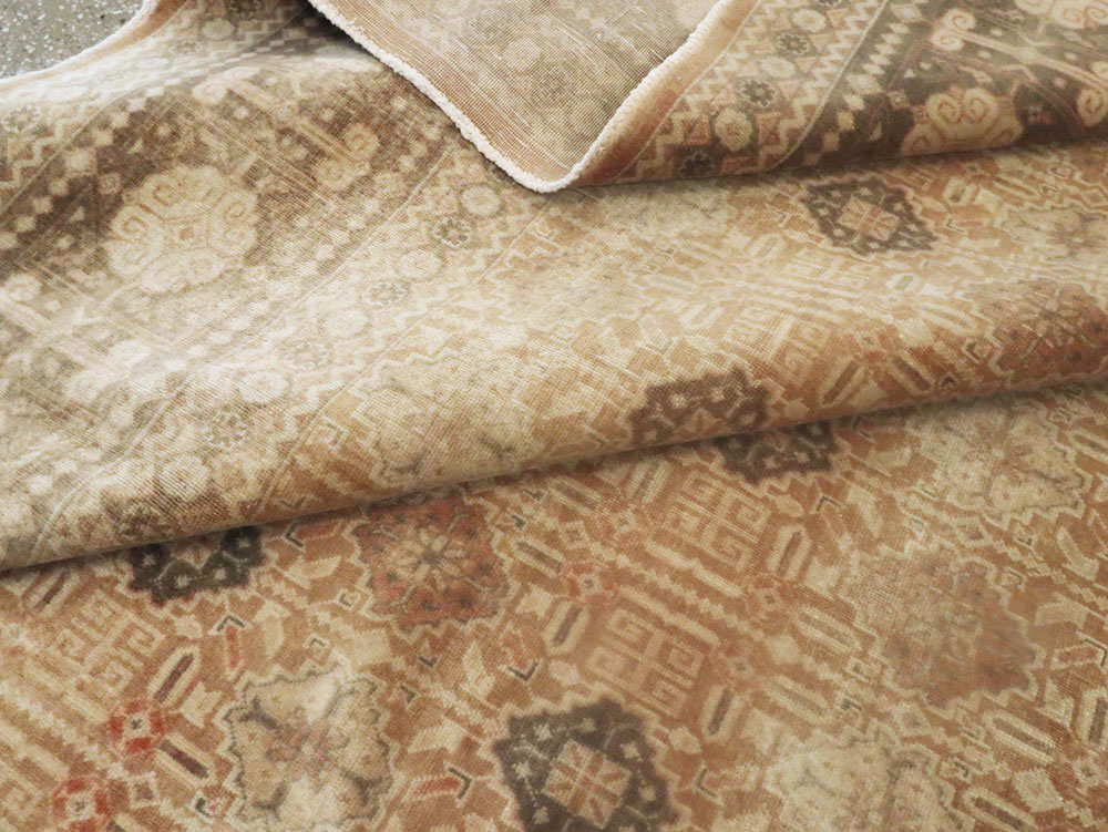 Vintage Persian Tabriz Carpet, No.15499 - Gsblank