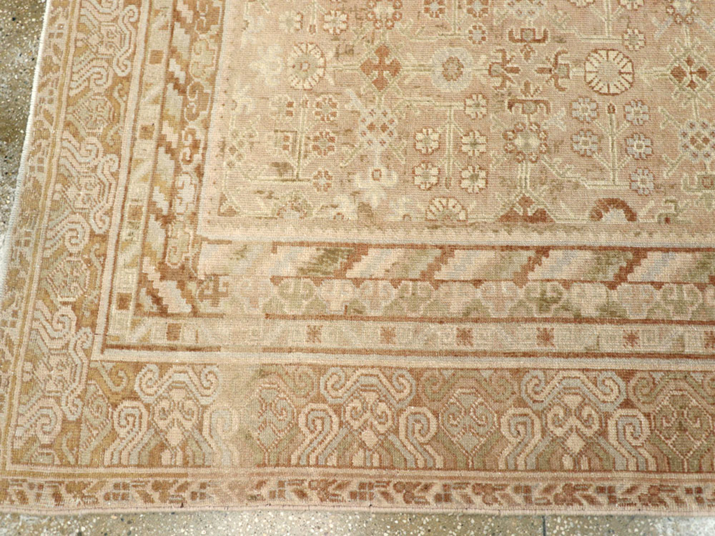 Antique East Turkestan Khotan Gallery Carpet, No.15512 - Gsblank