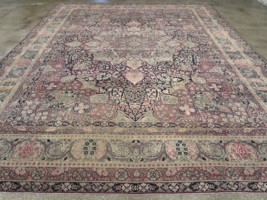 Antique Persian Lavar Kerman Carpet, No.15532 - Gsblank