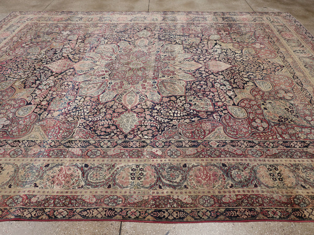 Antique Persian Lavar Kerman Carpet, No.15532 - Gsblank