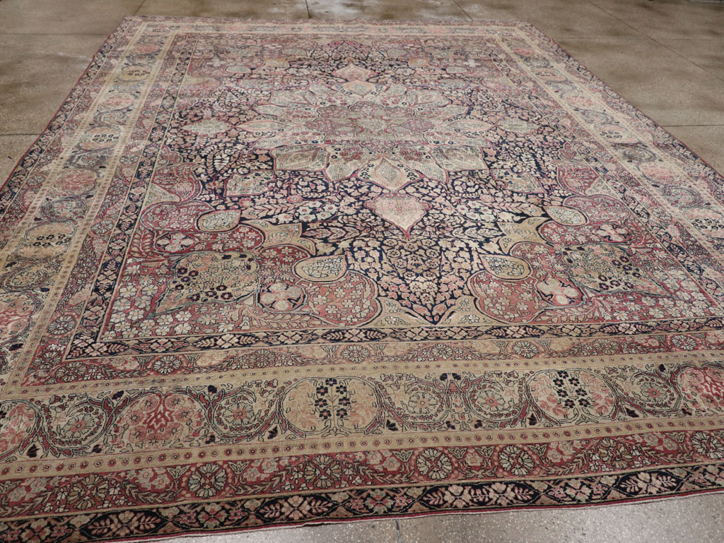 Antique Persian Lavar Kerman Carpet, No.15532 - Gsblank