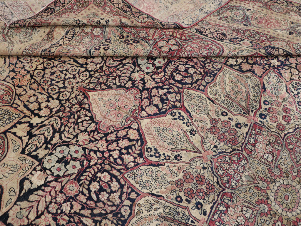 Antique Persian Lavar Kerman Carpet, No.15532 - Gsblank