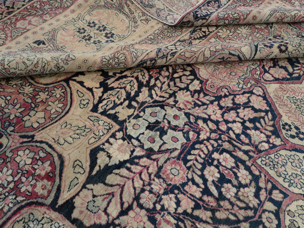 Antique Persian Lavar Kerman Carpet, No.15532 - Gsblank