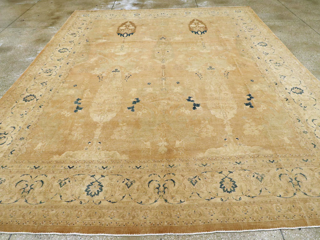Antique Persian Tabriz Carpet, No.15593 - Gsblank