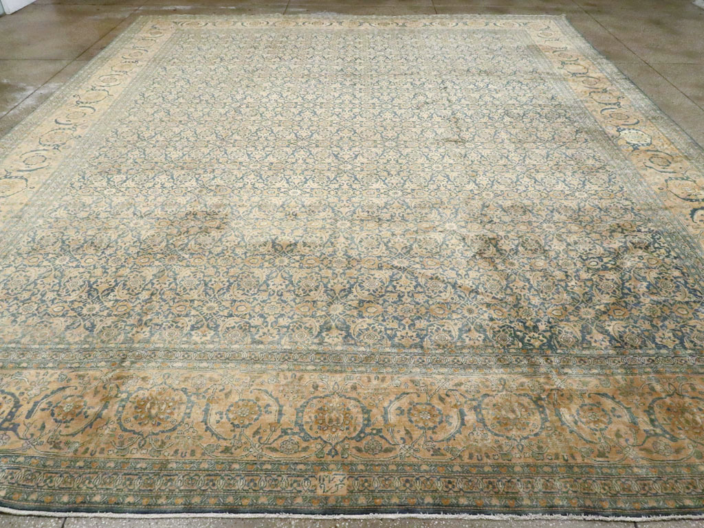 Antique Persian Tabriz Carpet, No.15604 - Gsblank