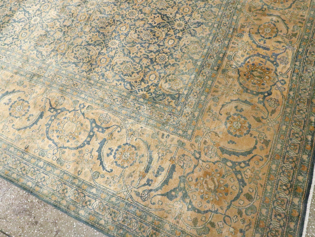 Antique Persian Tabriz Carpet, No.15604 - Gsblank