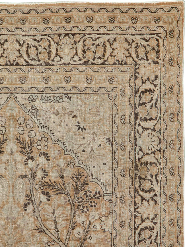 Antique Persian Tabriz Rug, No.15633 - Gsblank