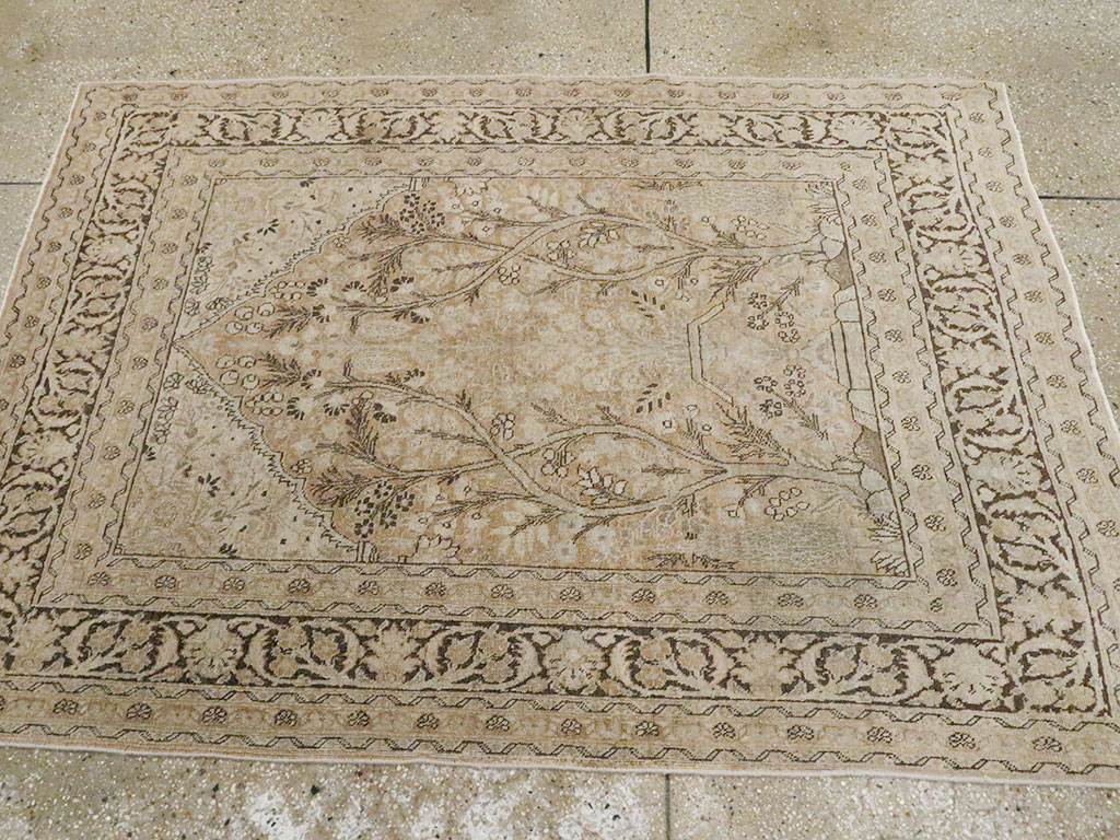Antique Persian Tabriz Rug, No.15633 - Gsblank
