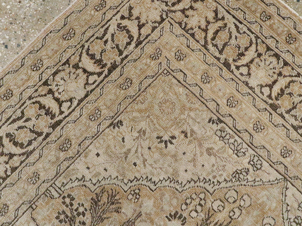 Antique Persian Tabriz Rug, No.15633 - Gsblank