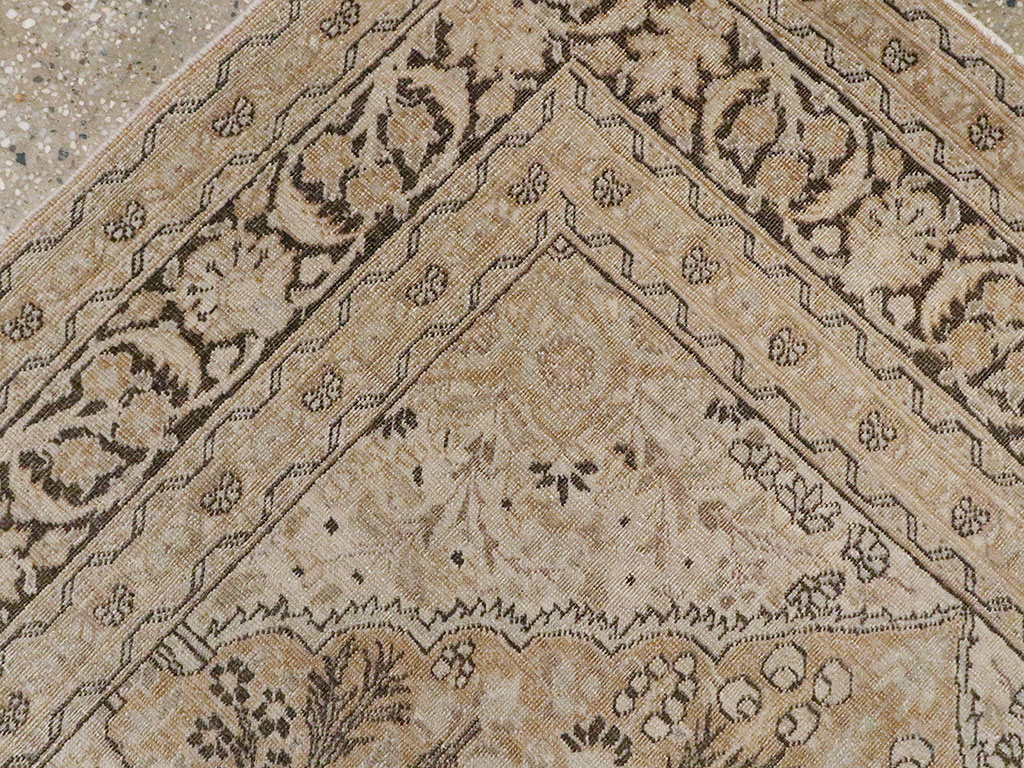 Antique Persian Tabriz Rug, No.15633 - Gsblank