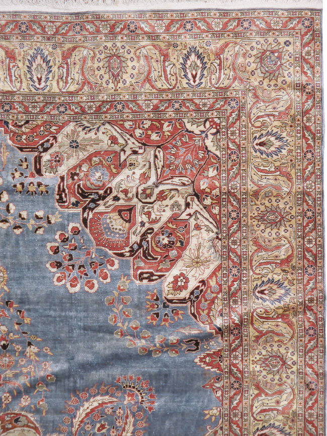 Antique Turkish Herekeh Silk Rug, No.15636 - Gsblank