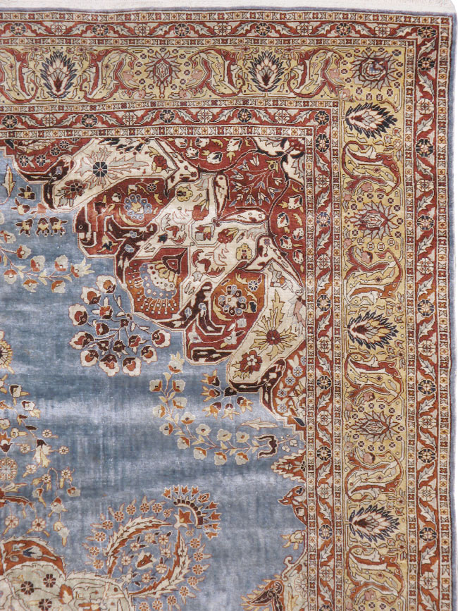 Antique Turkish Herekeh Silk Rug, No.15636 - Gsblank