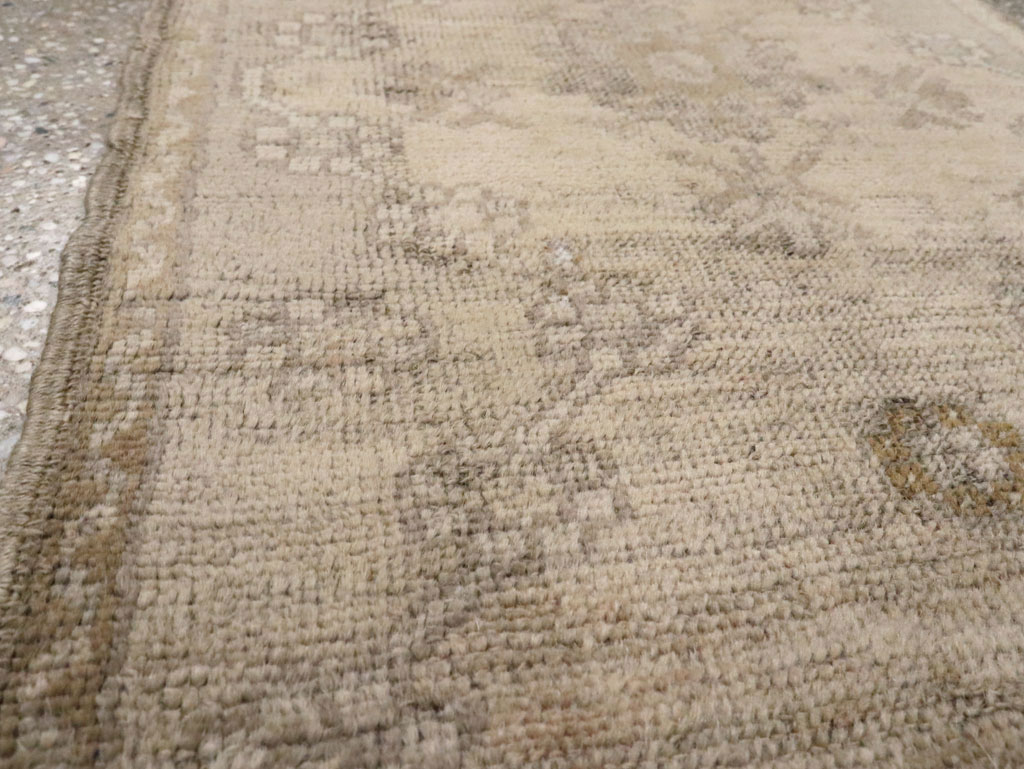 Antique Turkish Oushak Rug, No.15646 - Gsblank