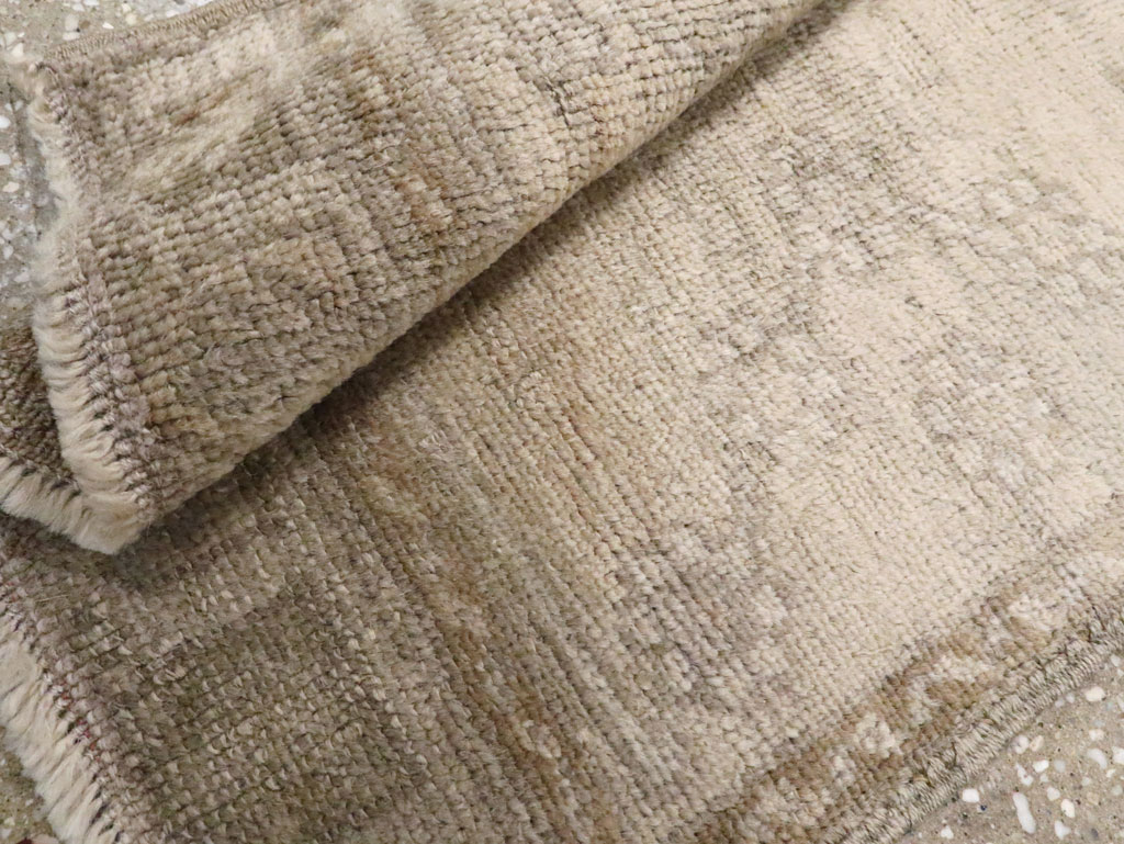 Antique Turkish Oushak Rug, No.15646 - Gsblank