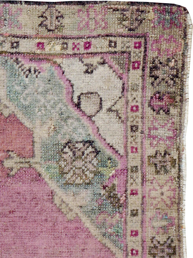 Antique Turkish Oushak Rug, No.15696 - Gsblank