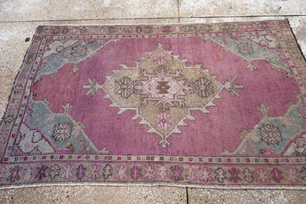 Antique Turkish Oushak Rug, No.15696 - Gsblank