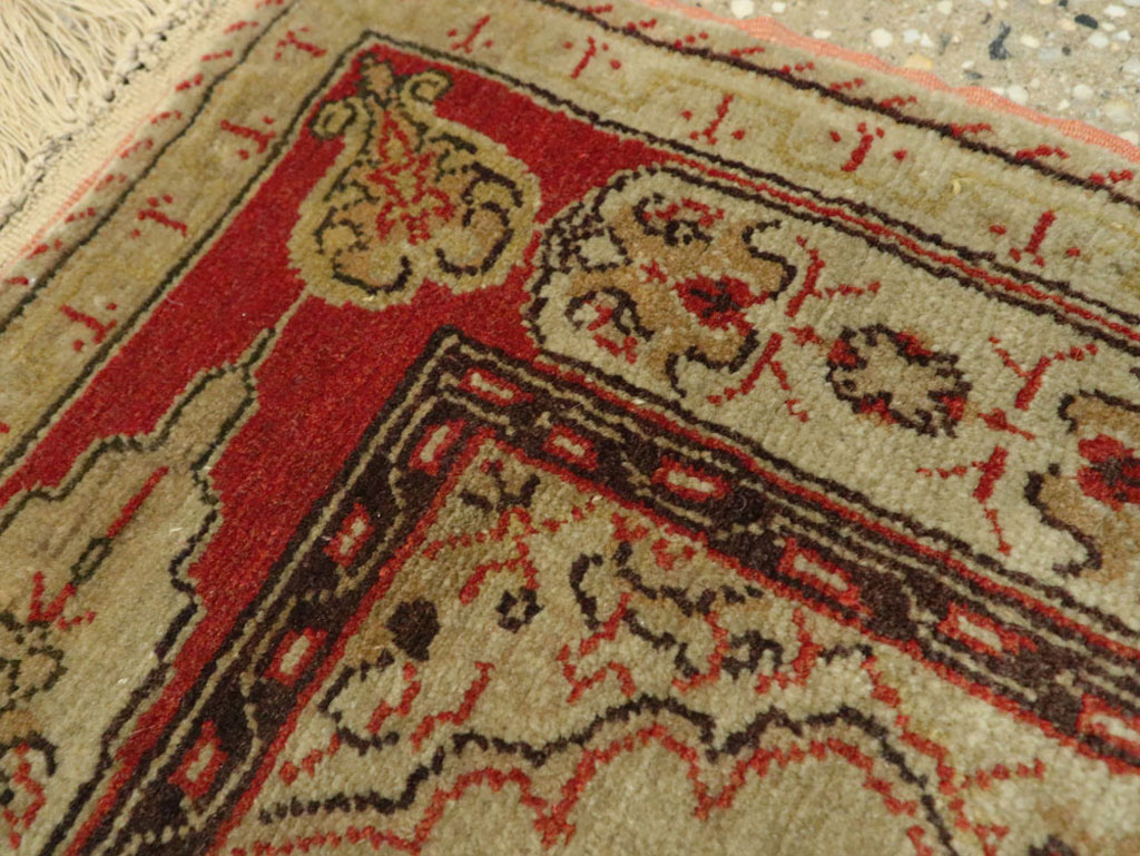 Vintage Turkish Herekeh Rug, No.15700 - Gsblank