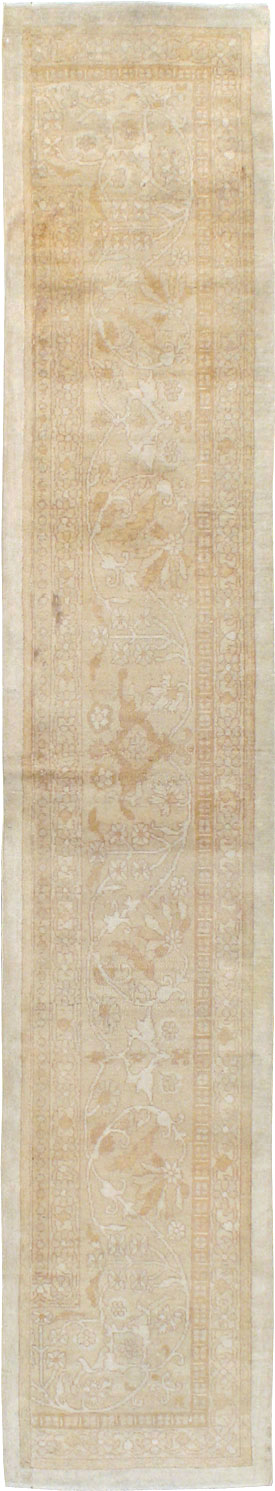 Vintage Indian Agra Runner, No.15725 - Gsblank