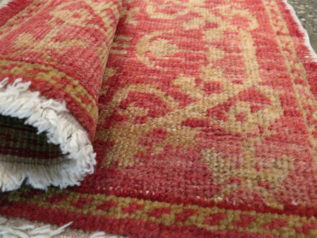 Antique Turkish Sivas Rug (Pair: 1 of 2), No.15727 - Gsblank