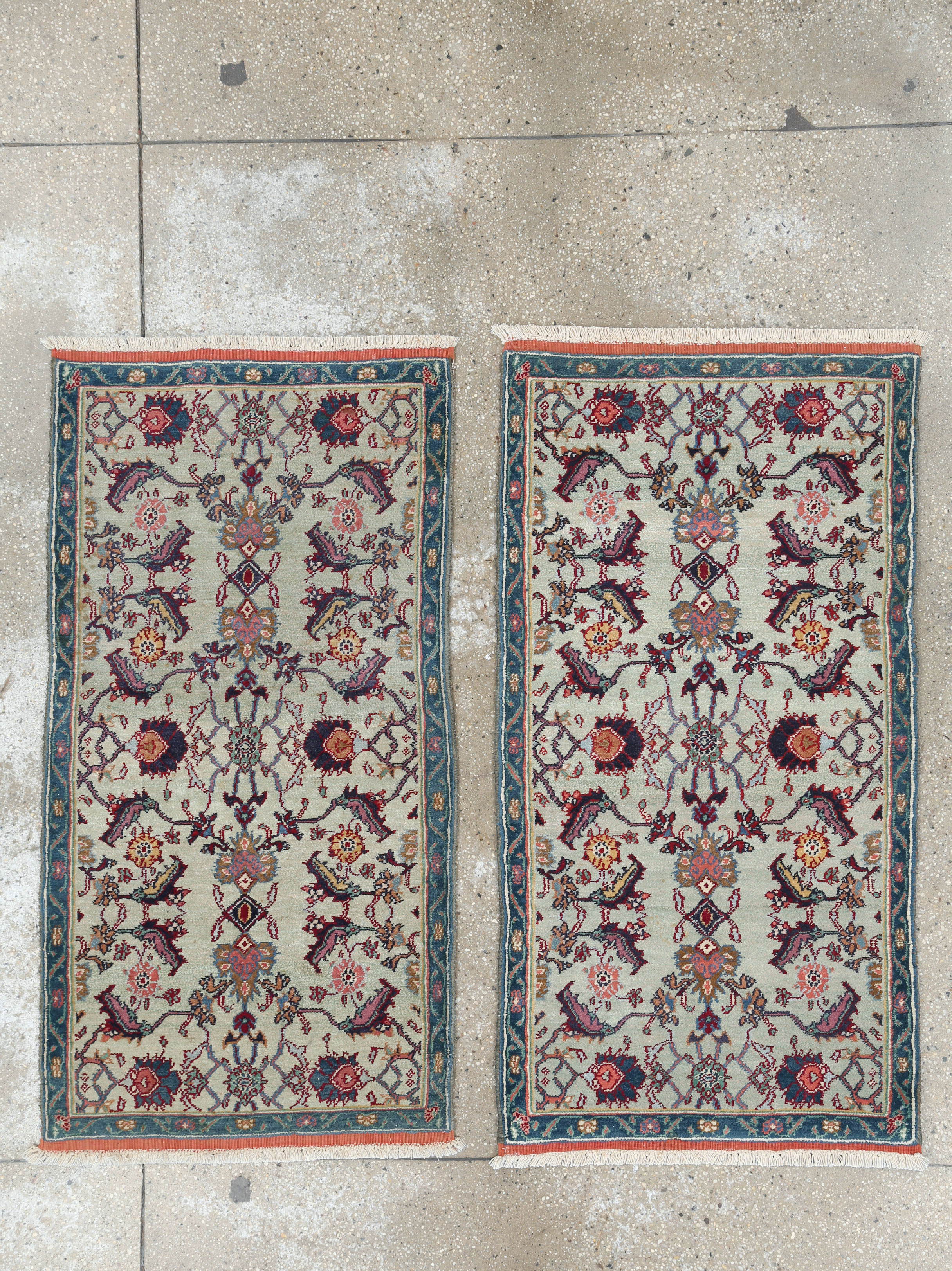 Antique Indian Agra Rug (Pair: 2 of 2), No.15747 - Gsblank
