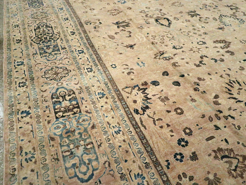 Antique Persian Mashad Carpet, No.15760 - Gsblank