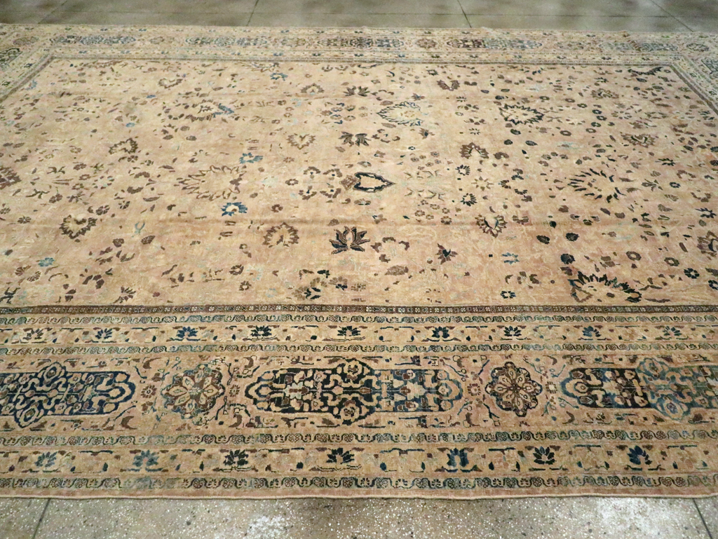 Antique Persian Mashad Carpet, No.15760 - Gsblank