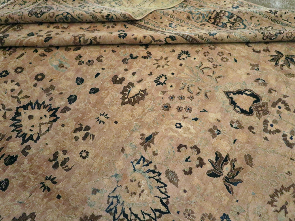 Antique Persian Mashad Carpet, No.15760 - Gsblank