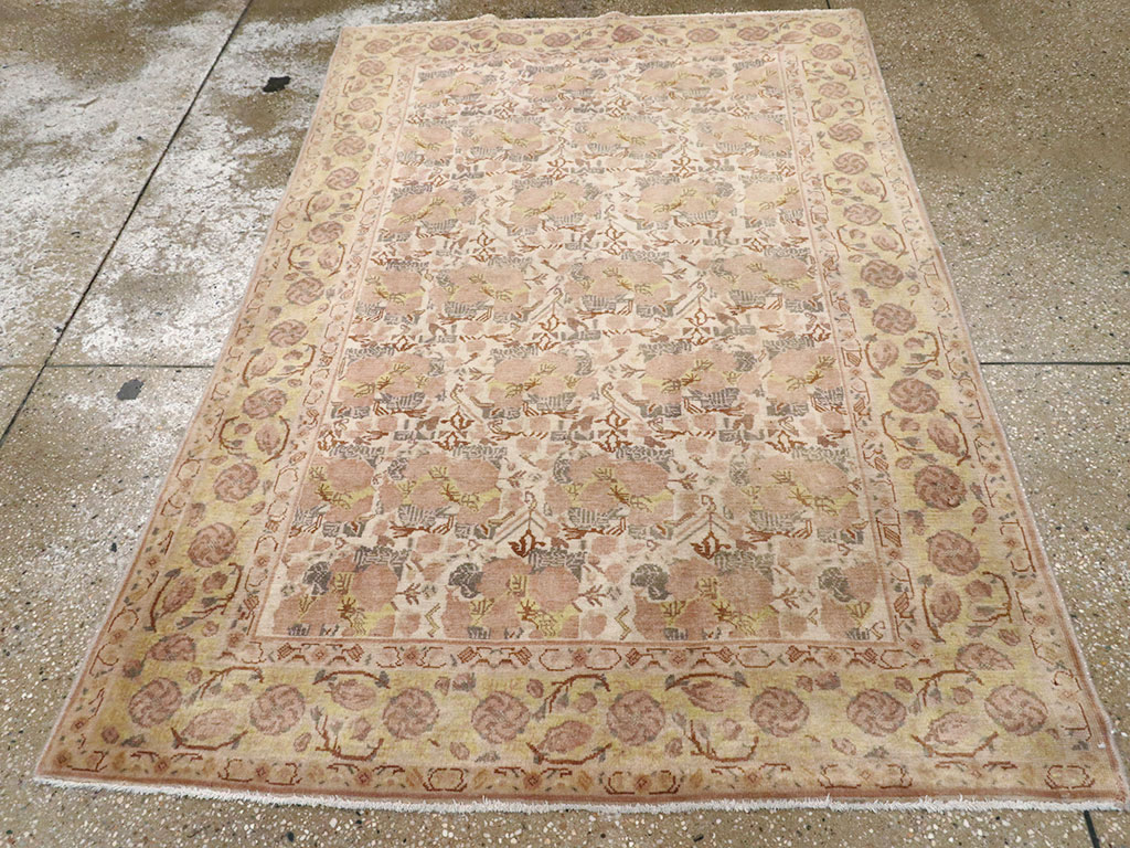Antique Indian Lahore Rug, No.15761 - Gsblank