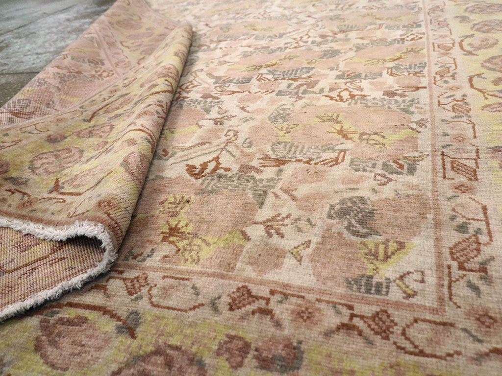 Antique Indian Lahore Rug, No.15761 - Gsblank