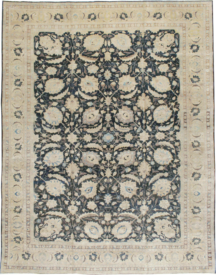 Antique Persian Tabriz Carpet, No.15777 - Gsblank