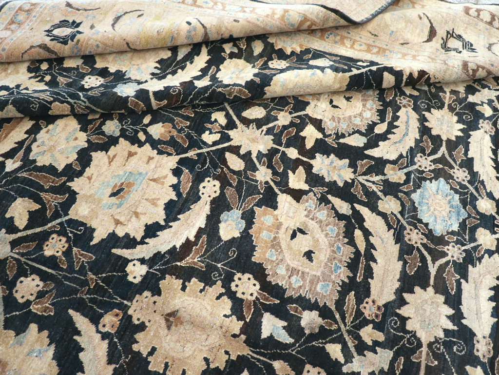 Antique Persian Tabriz Carpet, No.15777 - Gsblank