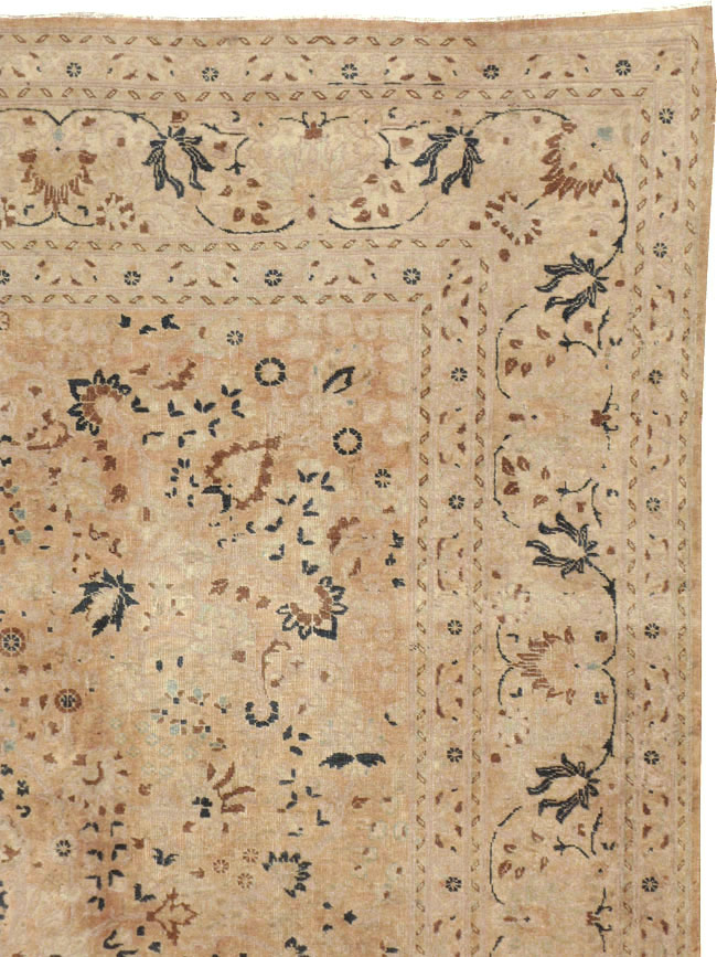 Vintage Persian Tabriz Carpet, No.15782 - Gsblank