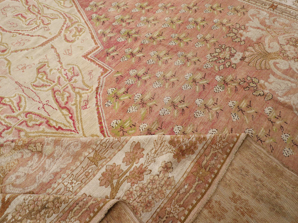 Antique Turkish Ghiordes Carpet, No.15787 - Gsblank