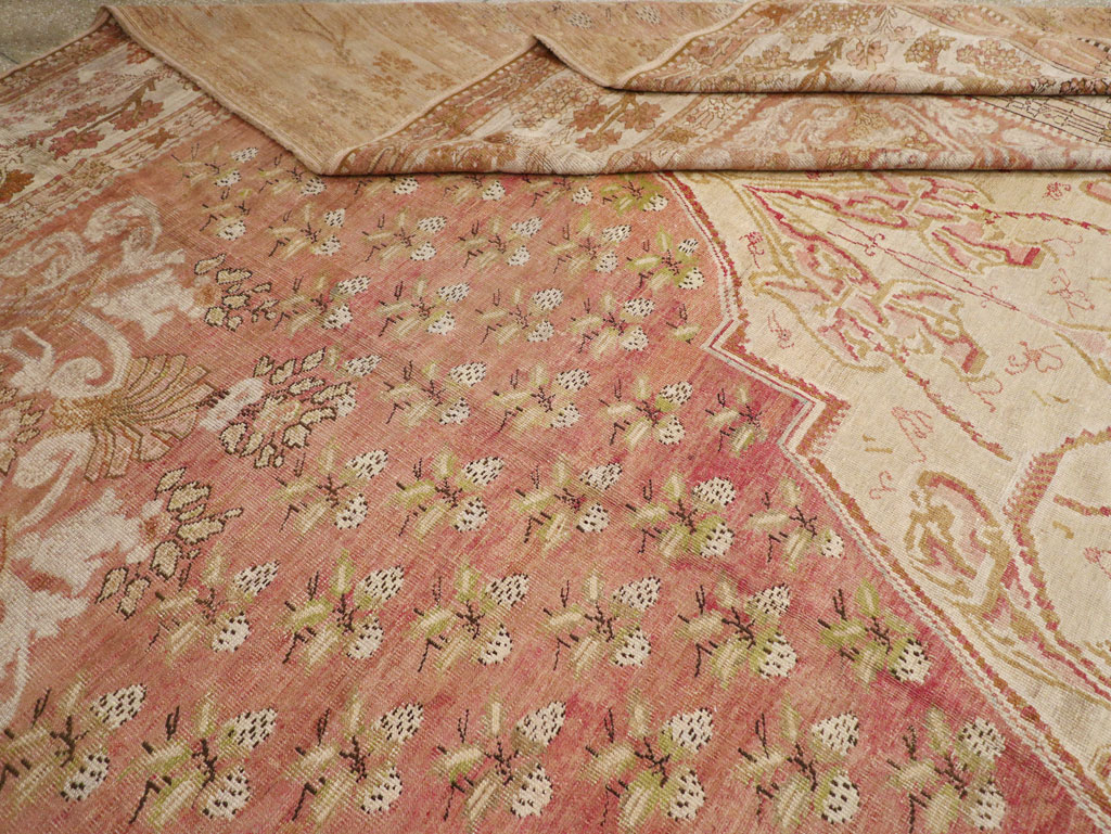 Antique Turkish Ghiordes Carpet, No.15787 - Gsblank