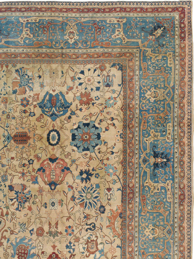 Antique Persian Tabriz Carpet, No.15789 - Gsblank