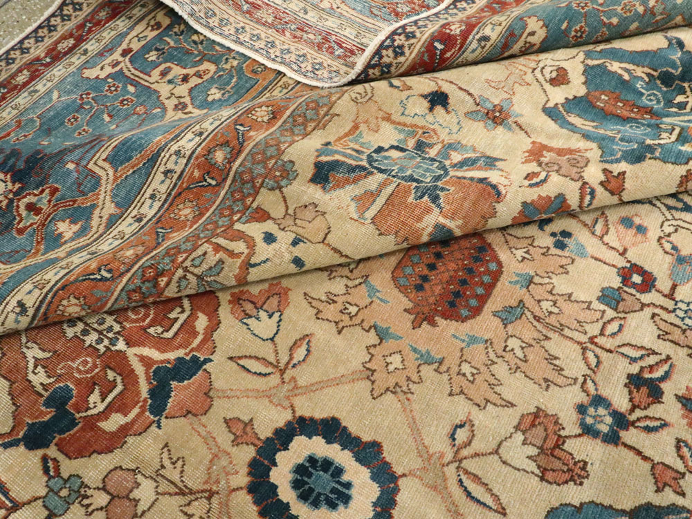 Antique Persian Tabriz Carpet, No.15789 - Gsblank