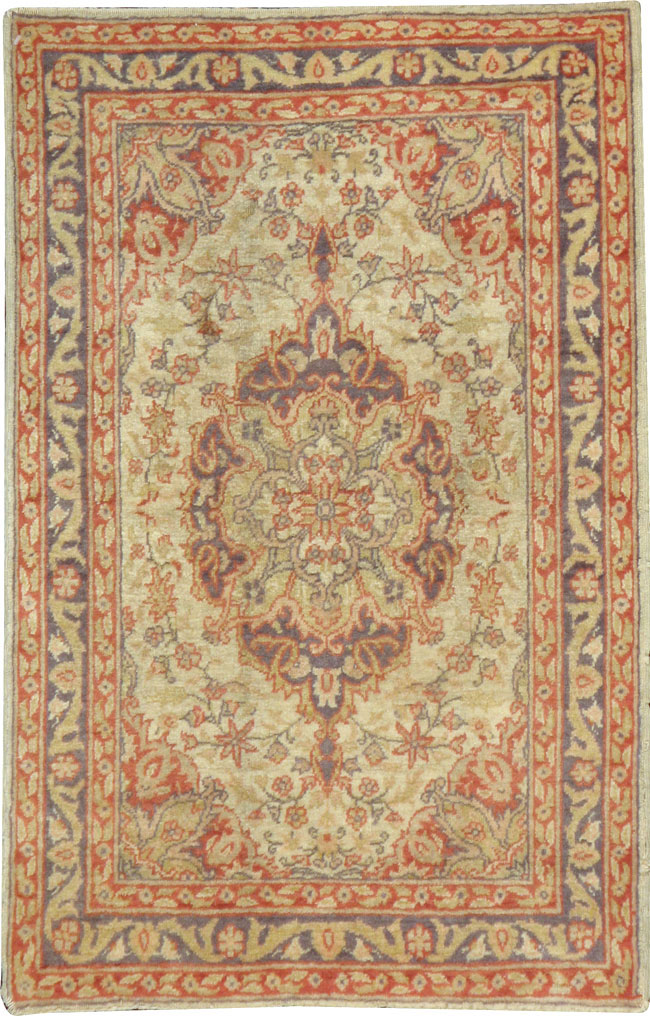 Antique Turkish Sivas Rug, No.15804 - Gsblank