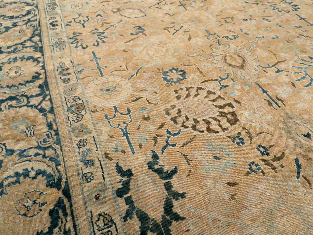Antique Persian Tabriz Carpet, No.15810 - Gsblank