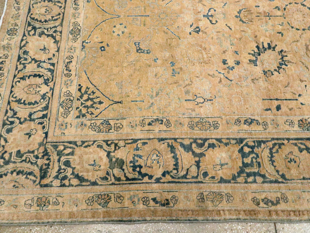 Antique Persian Tabriz Carpet, No.15810 - Gsblank