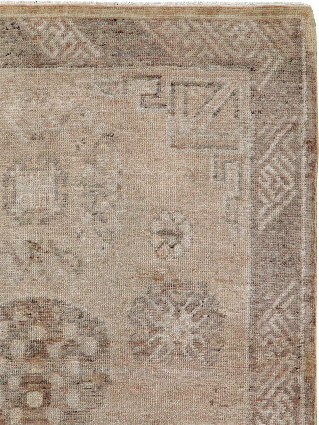 Antique East Turkestan Khotan Rug, No.15826 - Gsblank