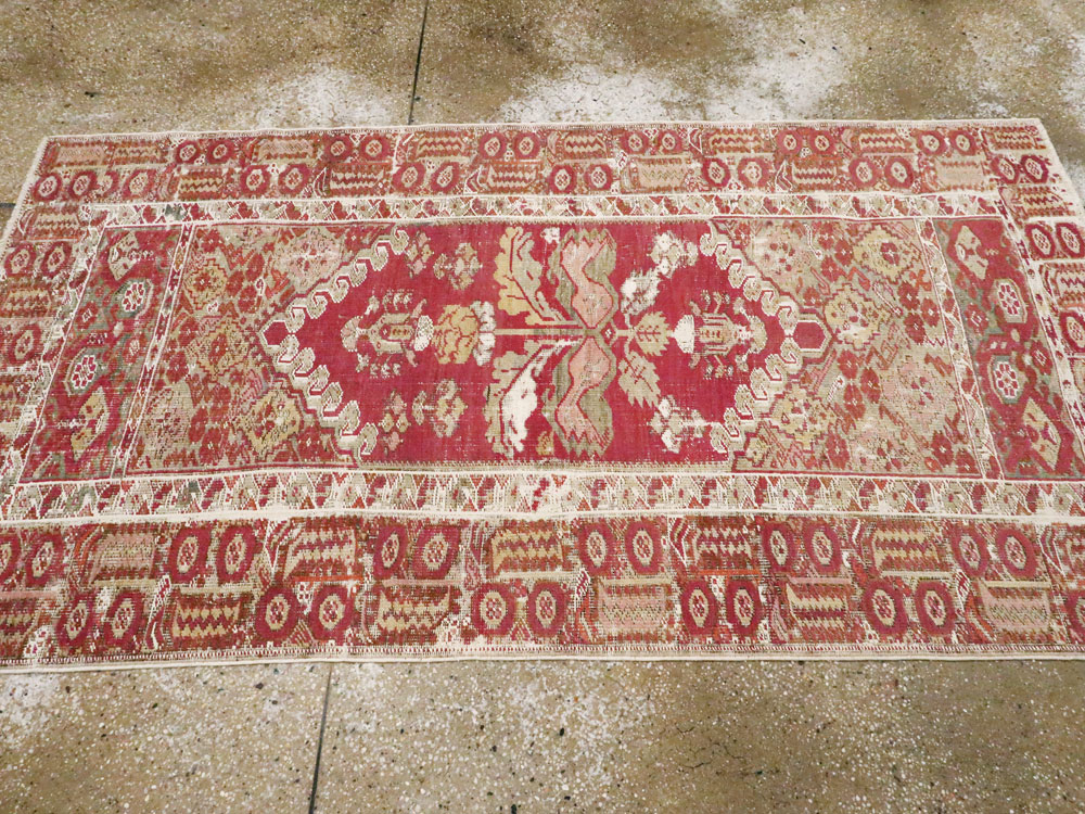 Antique Turkish Ghiordes Rug, No.15847 - Gsblank