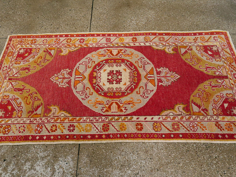 Antique Turkish Oushak Rug, No.15861 - Gsblank