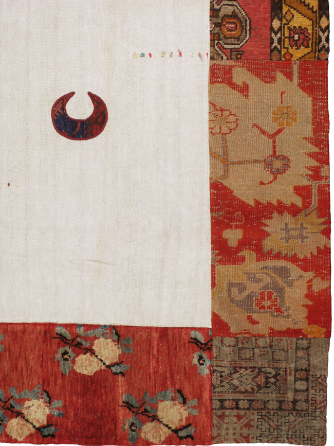 Modern Turkish Anatolian Patchwork Accent Carpet, No.15869 - Gsblank