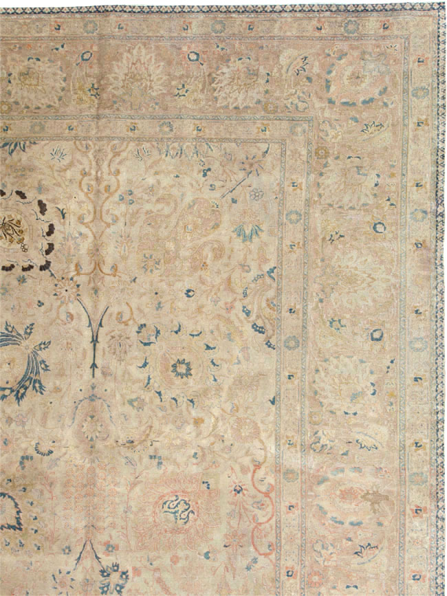 Antique Persian Tabriz Carpet, No.15895 - Gsblank
