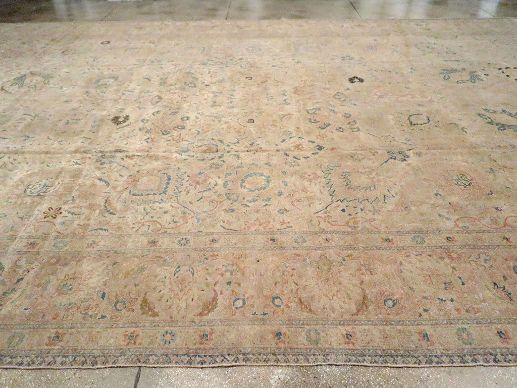 Antique Persian Tabriz Carpet, No.15895 - Gsblank