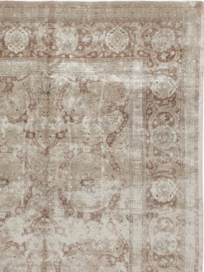 Antique Persian Tabriz Carpet, No.15897 - Gsblank